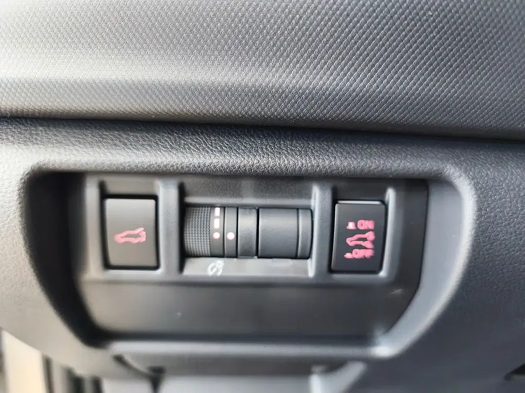Subaru Forester - Thumbnail 11