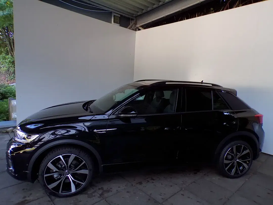 Volkswagen T-Roc - Thumbnail 5