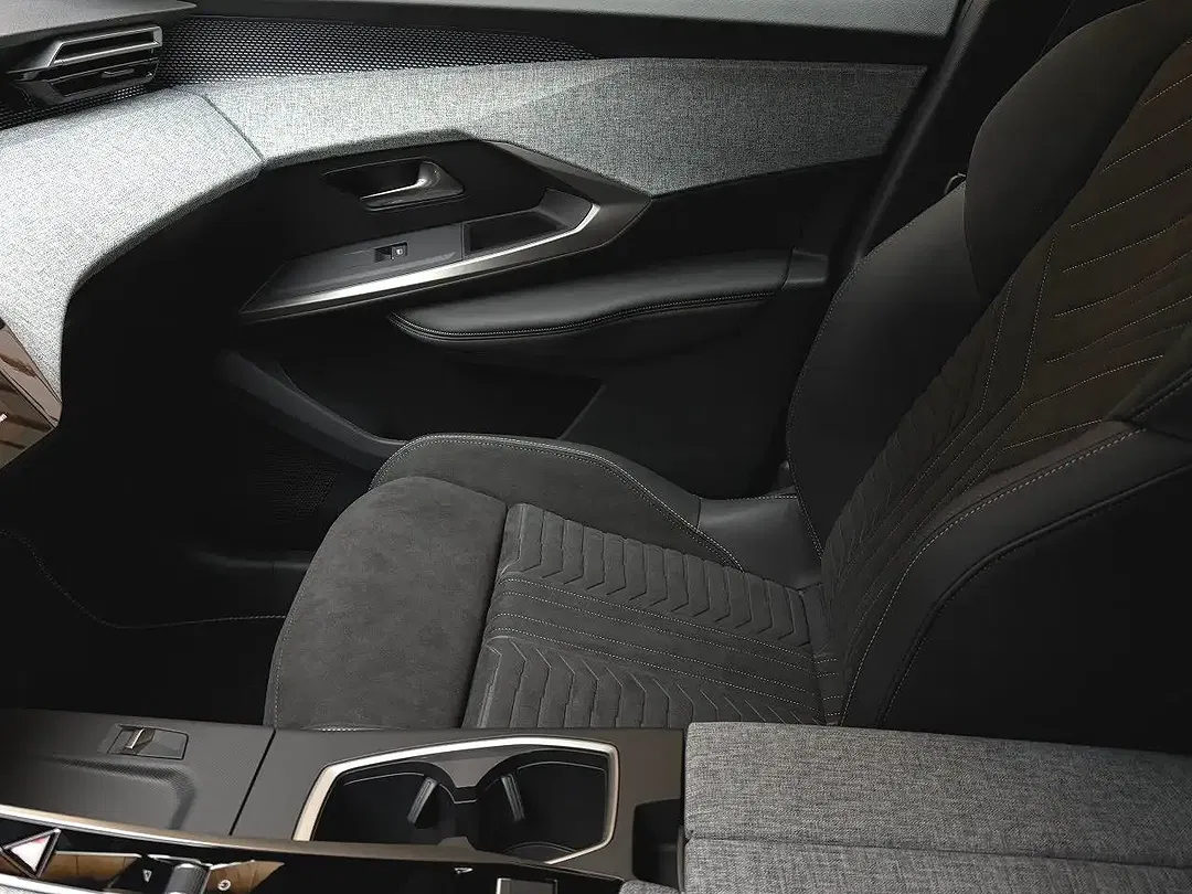Peugeot 5008 - Thumbnail 14
