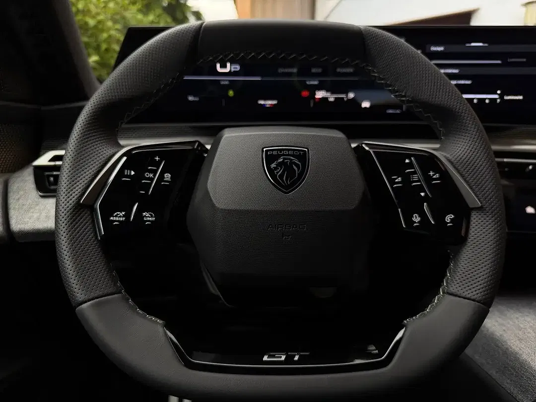 Peugeot 5008 - Thumbnail 15