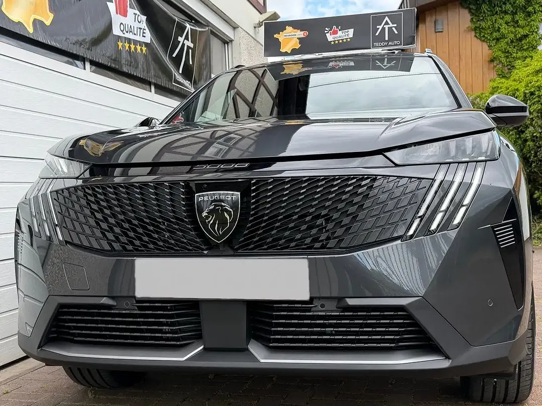 Peugeot 5008 - Thumbnail 3