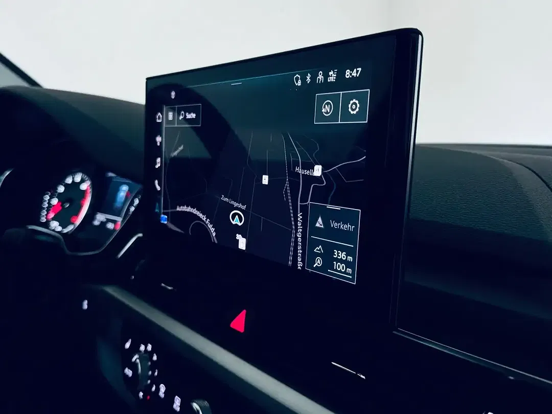 Audi A4 - Thumbnail 4