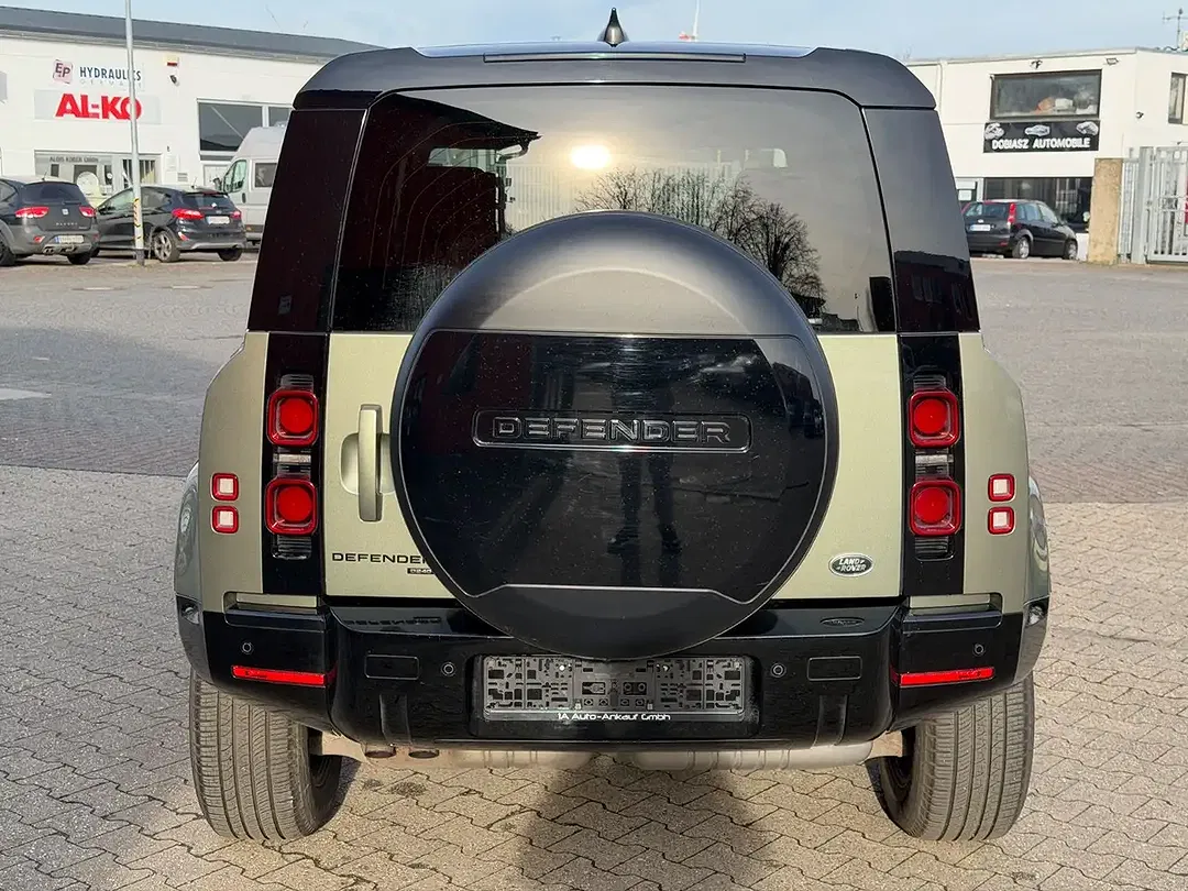 Land Rover Defender - Thumbnail 8
