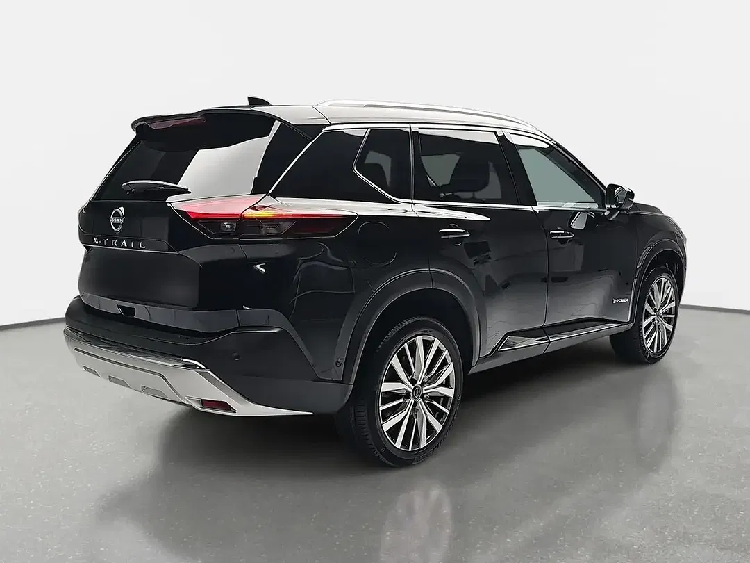 Nissan X-Trail - Thumbnail 3