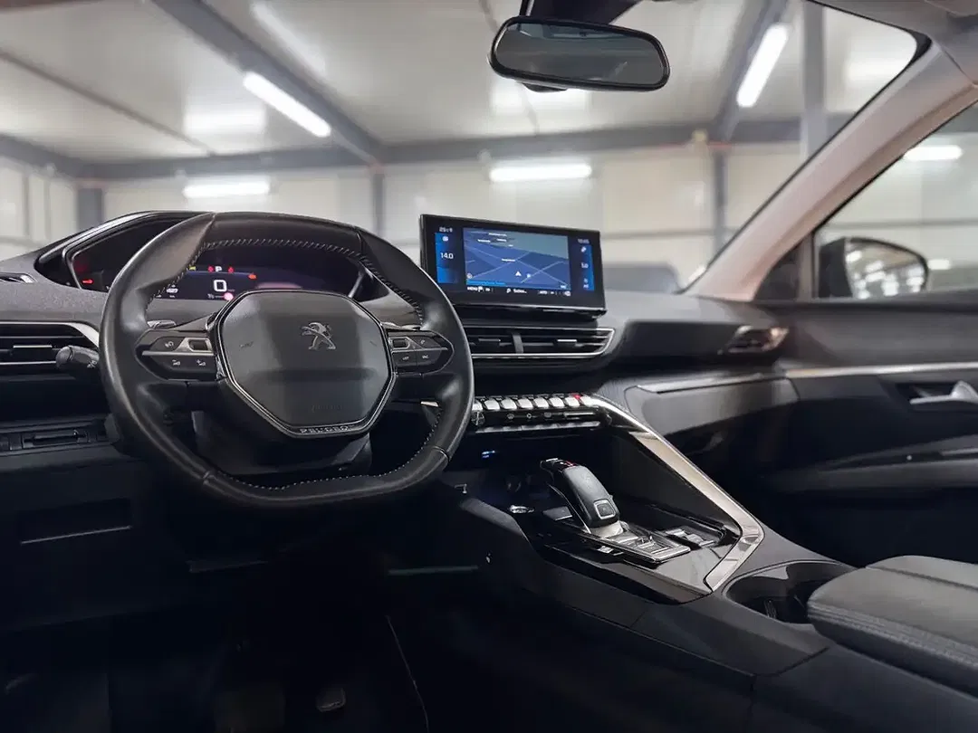 Peugeot 5008 - Thumbnail 13