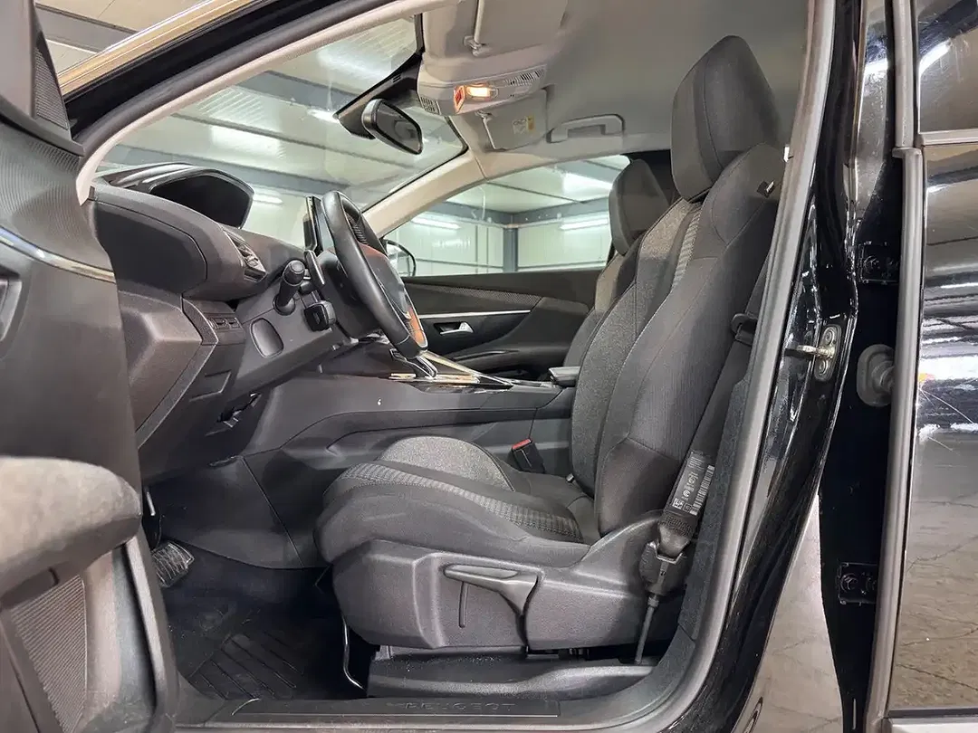 Peugeot 5008 - Thumbnail 8