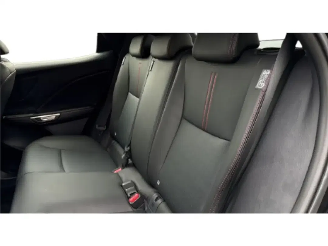 Lexus LBX - Thumbnail 11