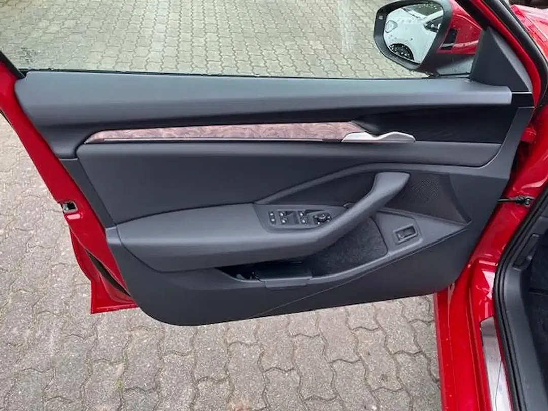 Skoda Superb - Thumbnail 11