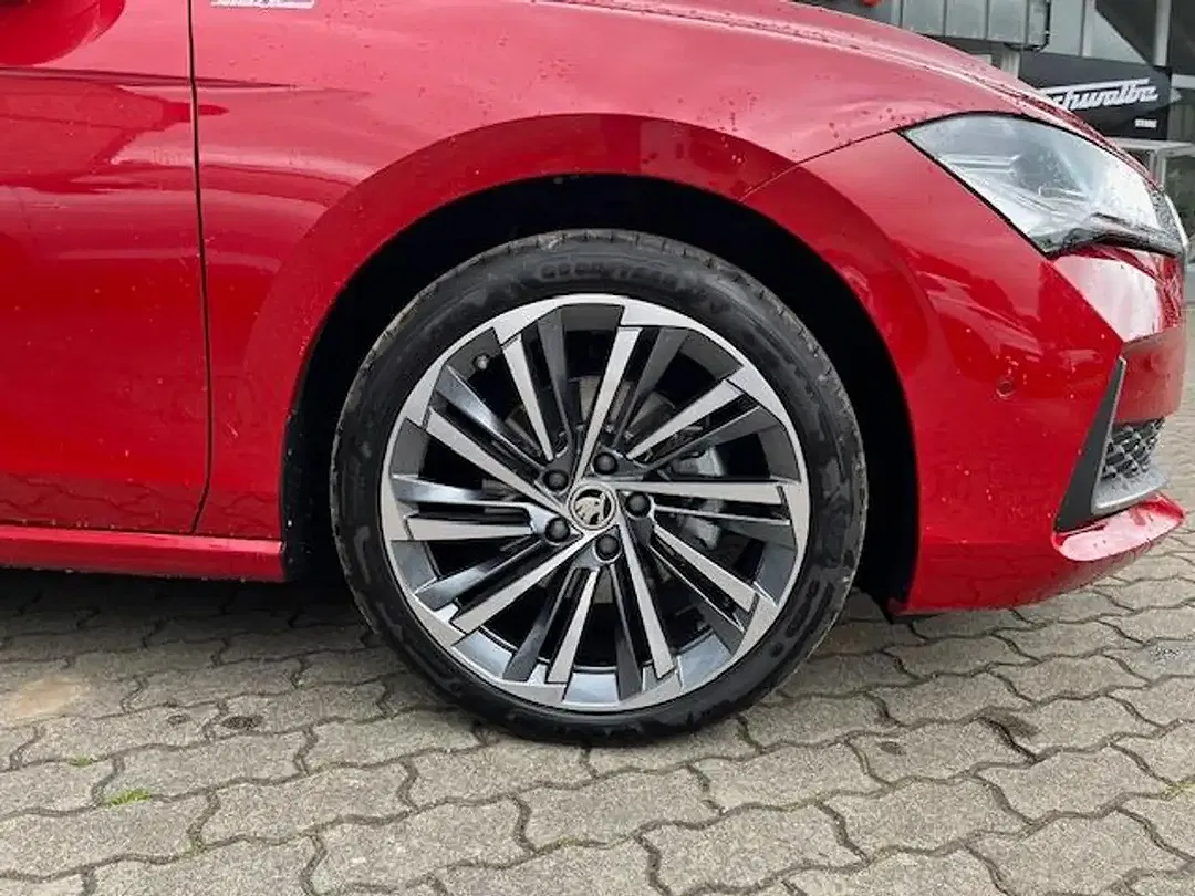 Skoda Superb - Thumbnail 5