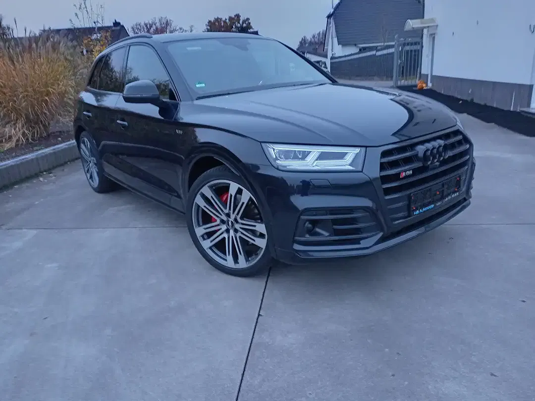Audi SQ5 - Thumbnail 2