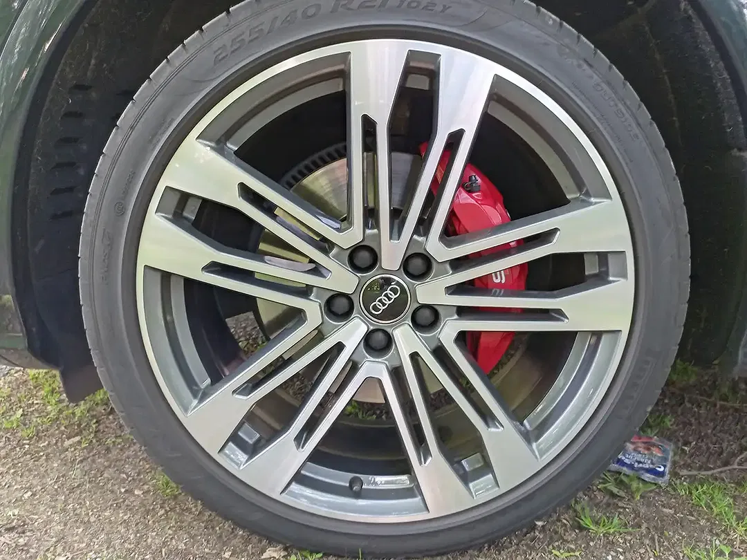 Audi SQ5 - Thumbnail 21