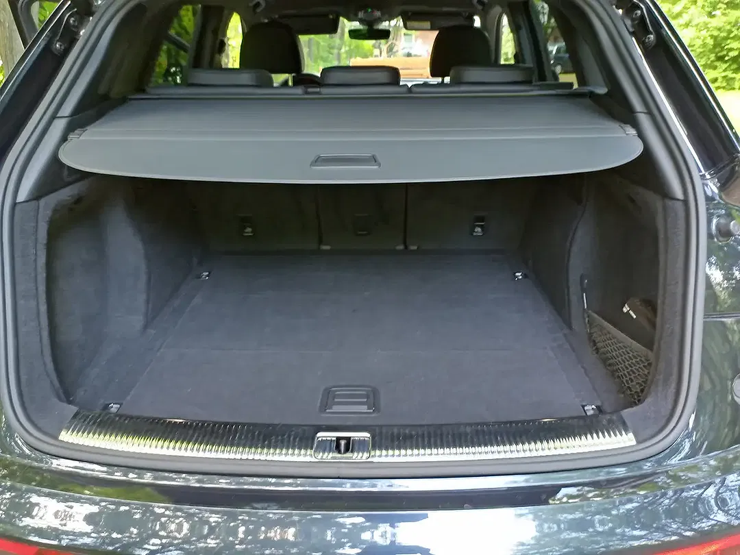 Audi SQ5 - Thumbnail 24