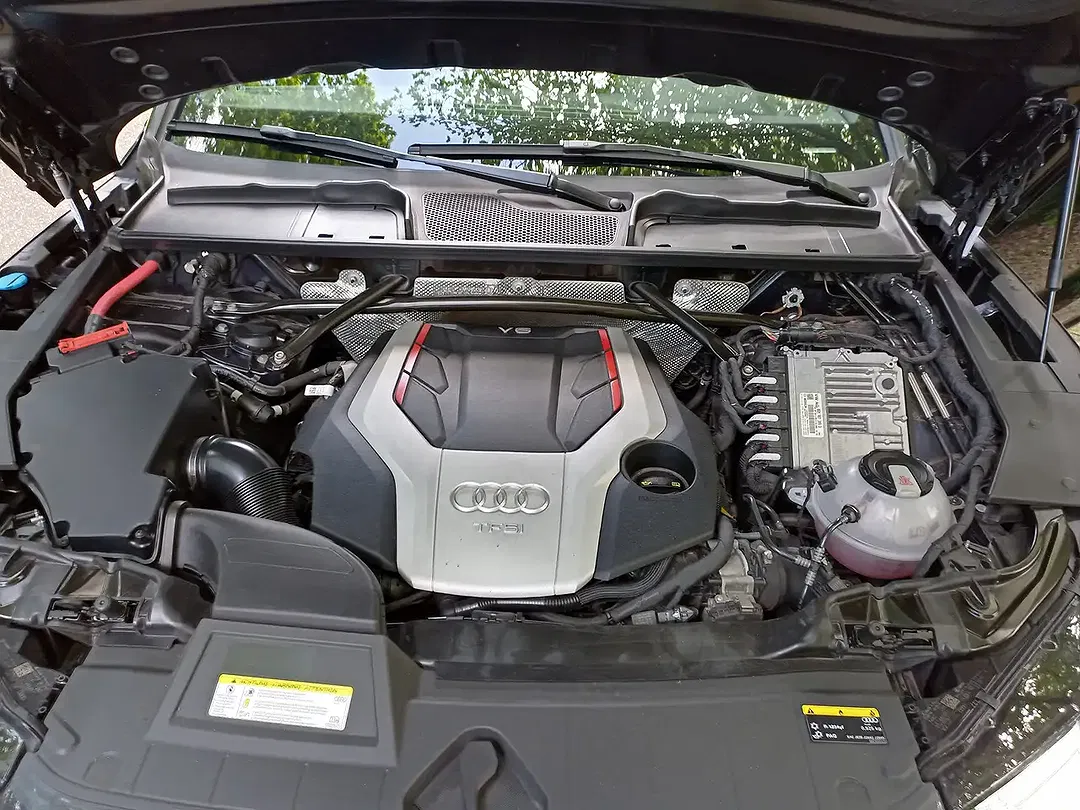 Audi SQ5 - Thumbnail 25
