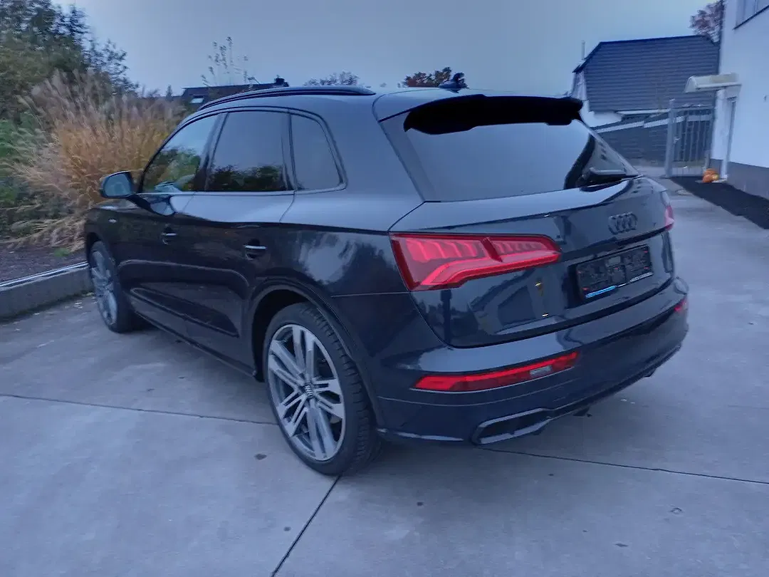 Audi SQ5 - Thumbnail 9