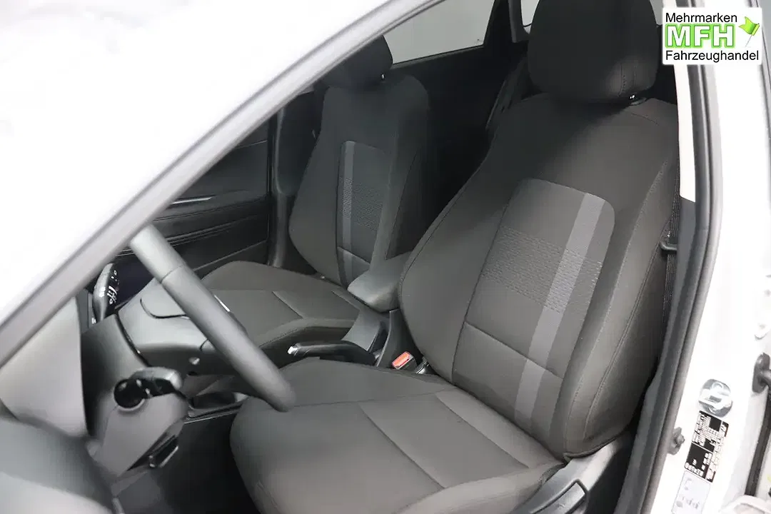 Hyundai i20 - Thumbnail 10