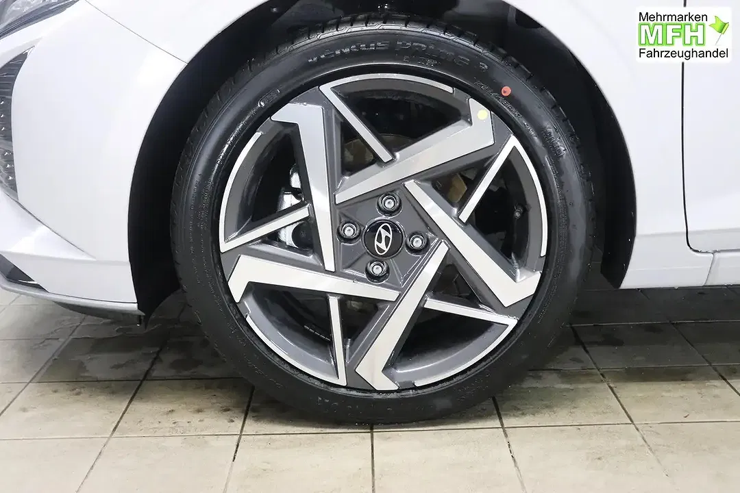 Hyundai i20 - Thumbnail 6
