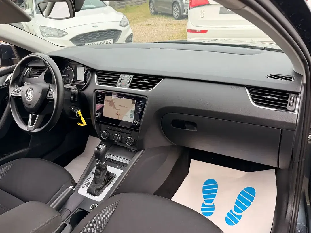 Skoda Octavia - Thumbnail 10