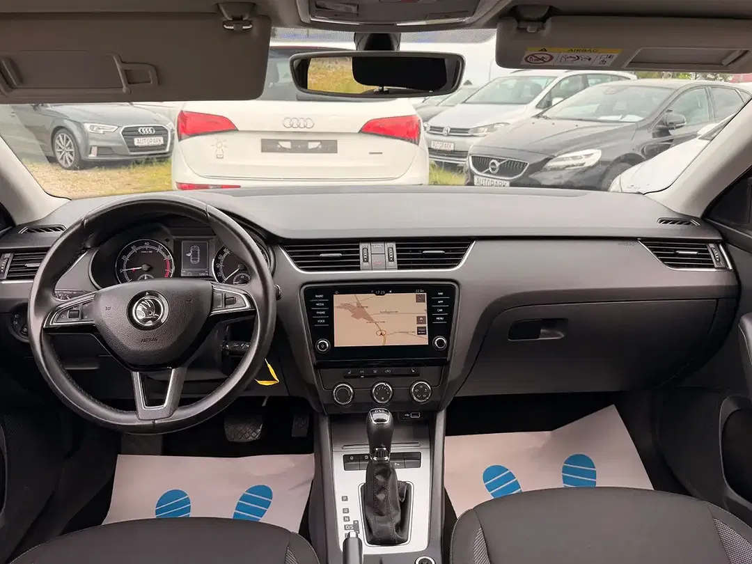 Skoda Octavia - Thumbnail 12