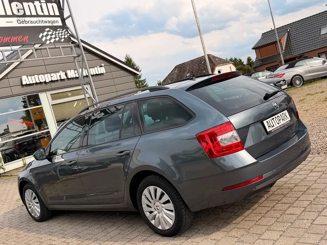 Skoda Octavia - Thumbnail 5