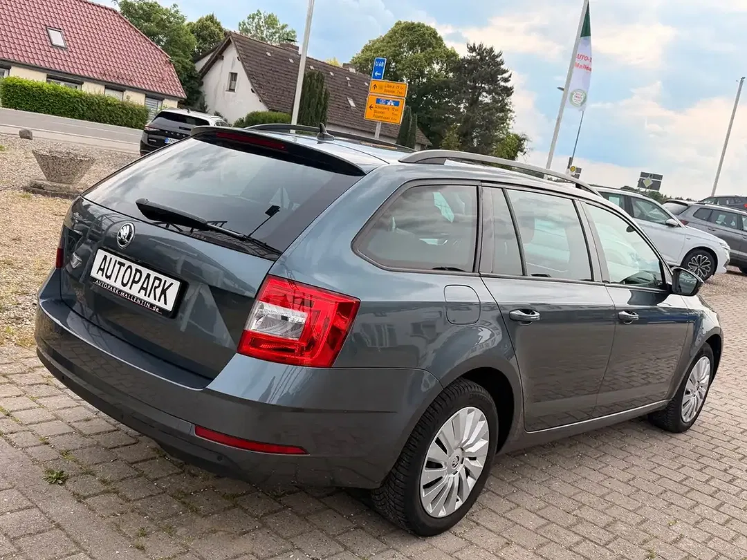Skoda Octavia - Thumbnail 6