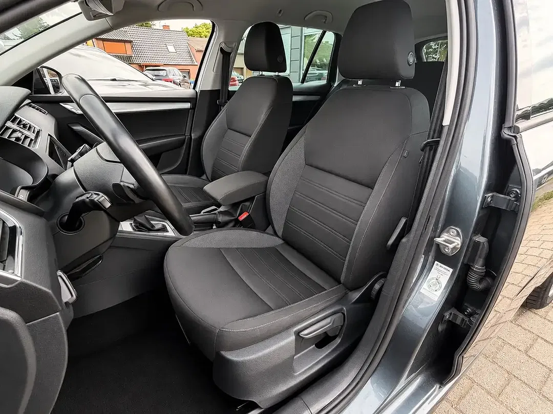 Skoda Octavia - Thumbnail 8