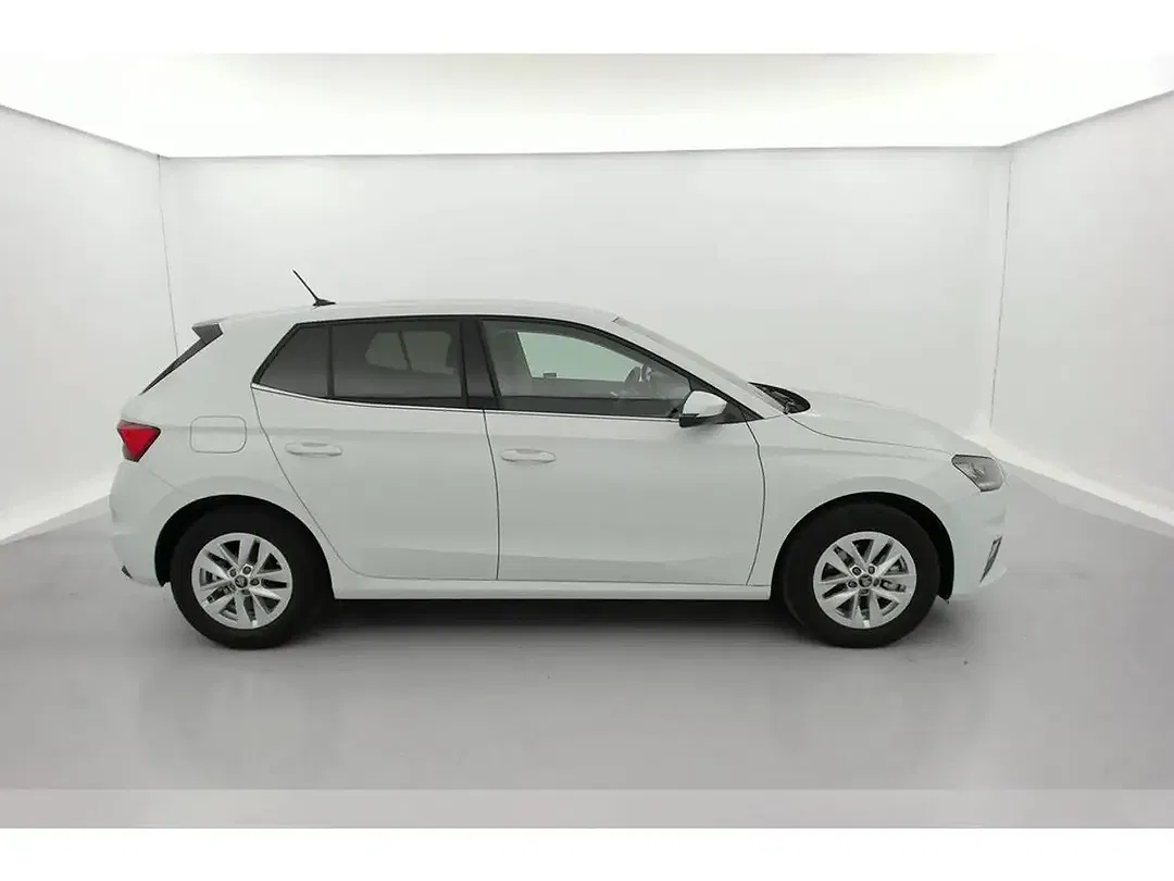 Skoda Fabia - Thumbnail 6
