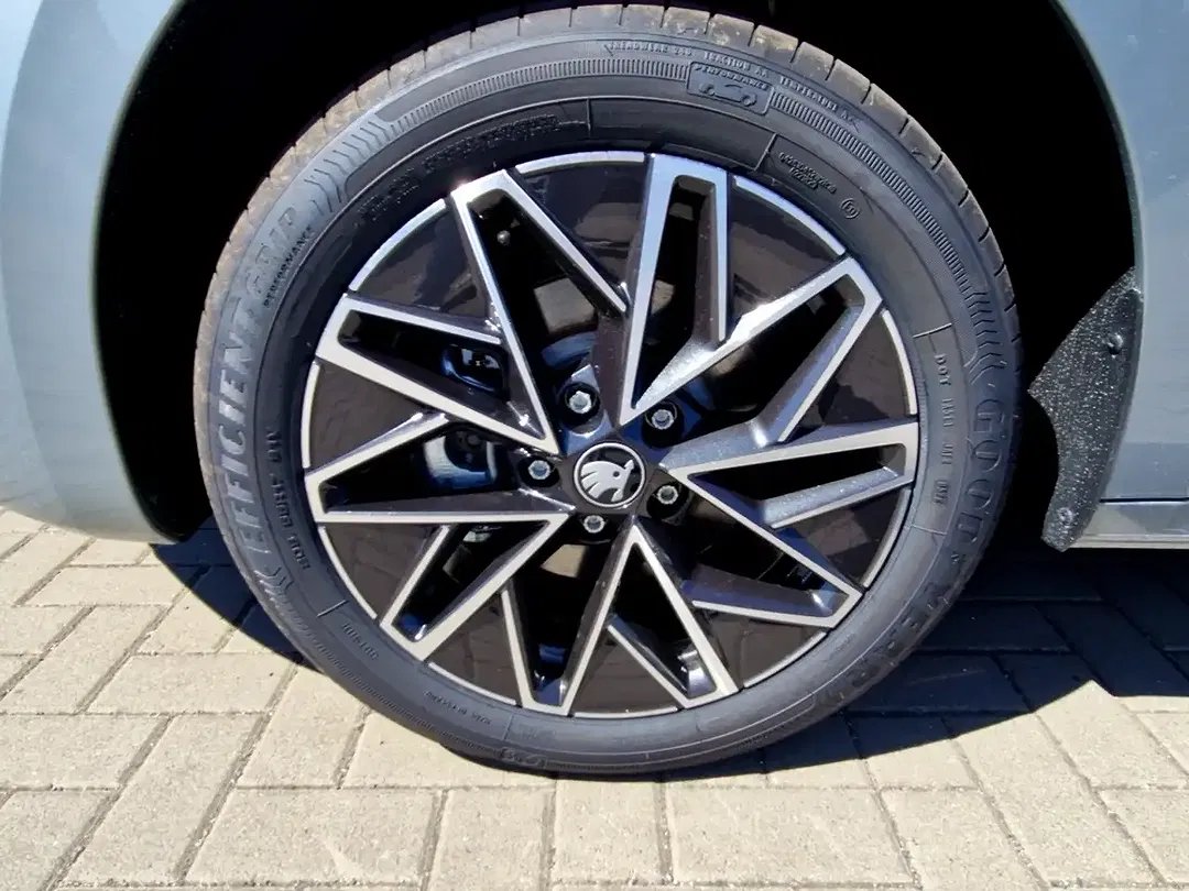 Skoda Octavia - Thumbnail 14