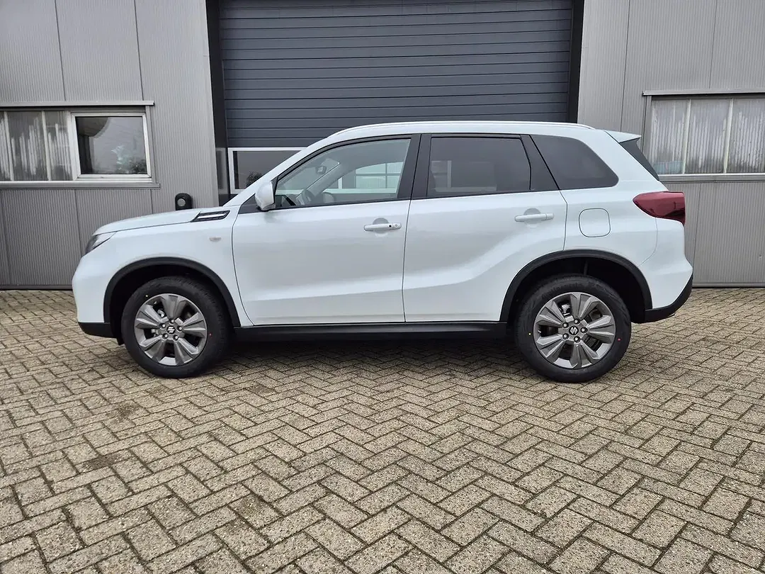 Suzuki Vitara - Thumbnail 2