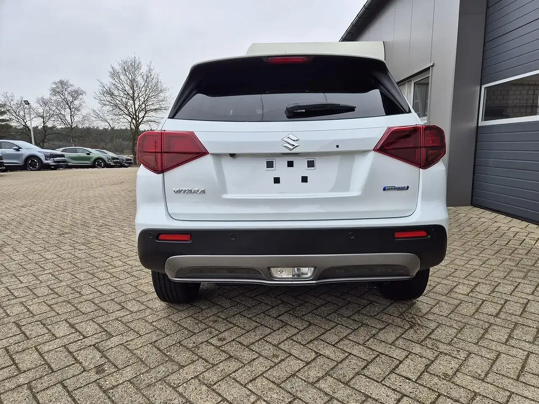 Suzuki Vitara - Thumbnail 4