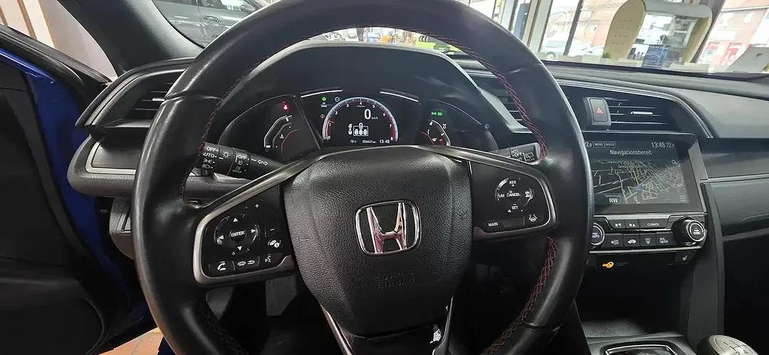 Honda Civic - Thumbnail 15