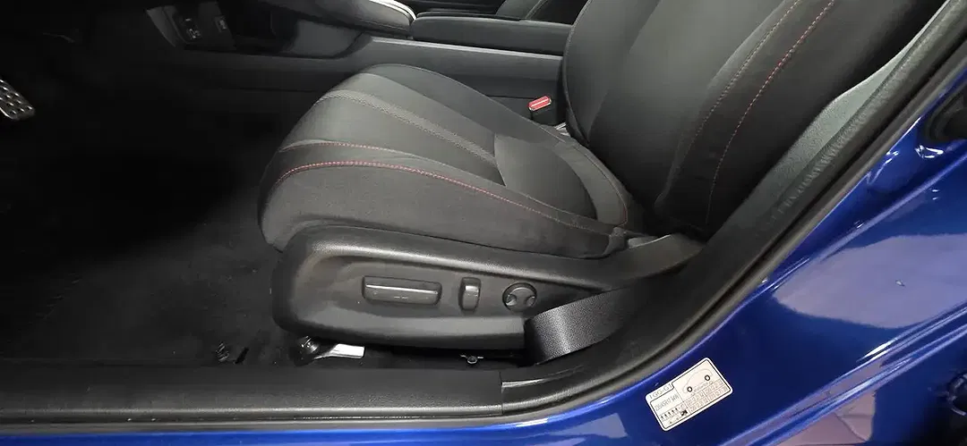 Honda Civic - Thumbnail 8