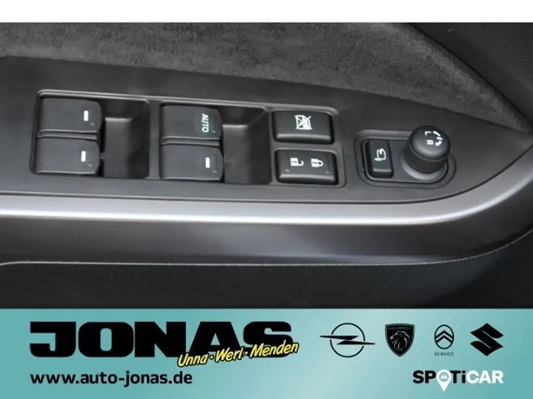 Suzuki Vitara - Thumbnail 13