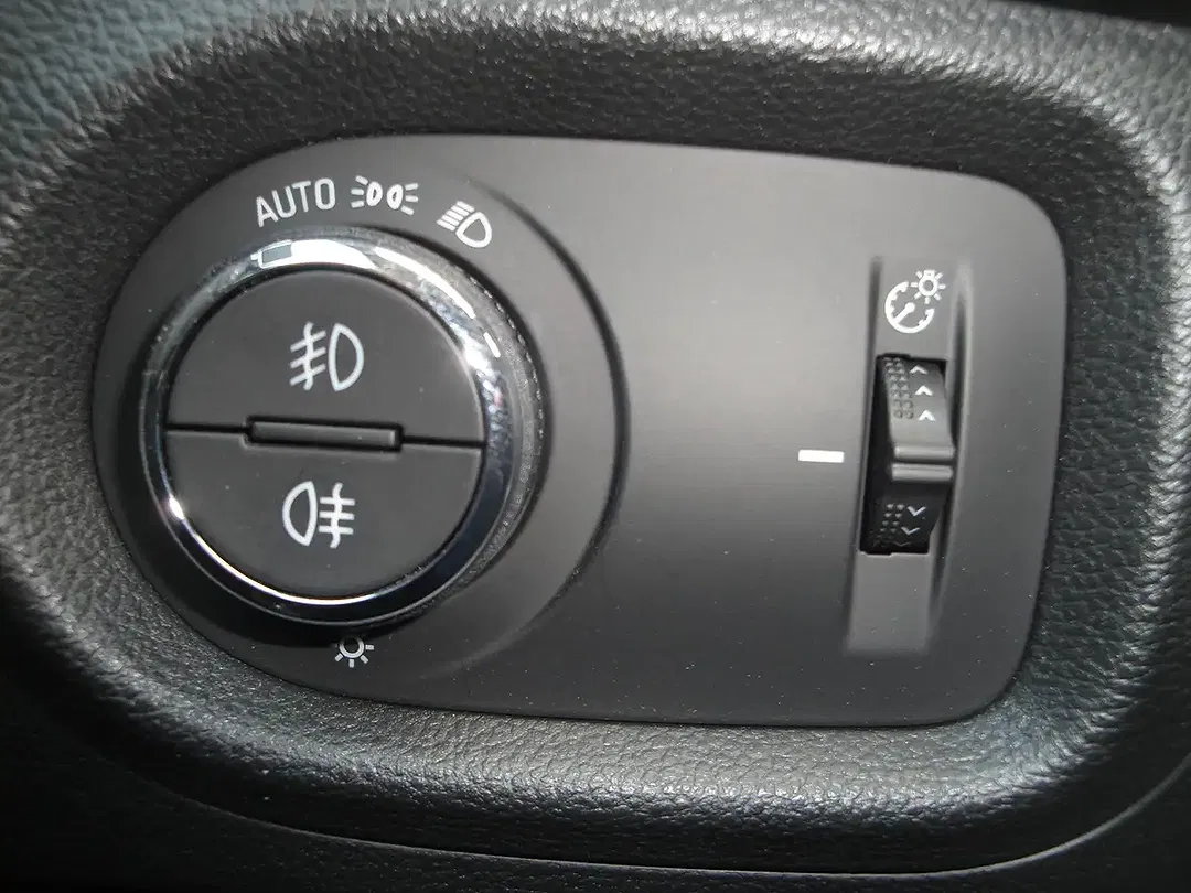Opel Astra - Thumbnail 12