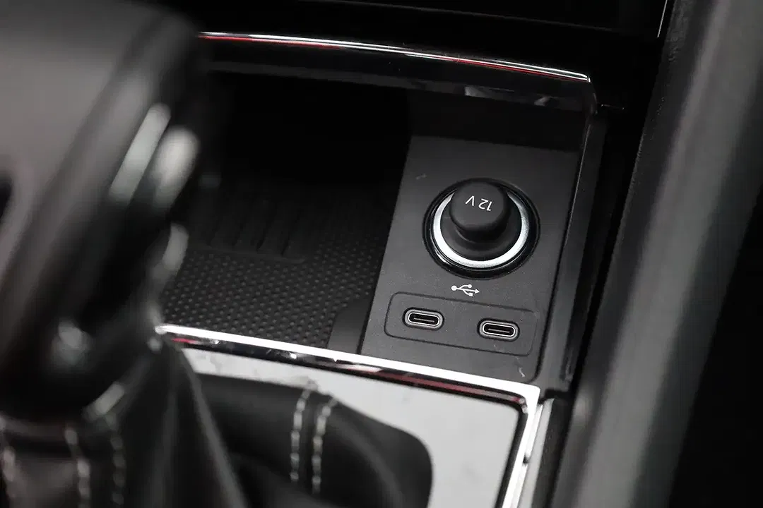 Skoda Karoq - Thumbnail 12