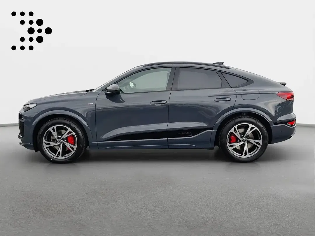 Audi Q6 e-tron - Thumbnail 2