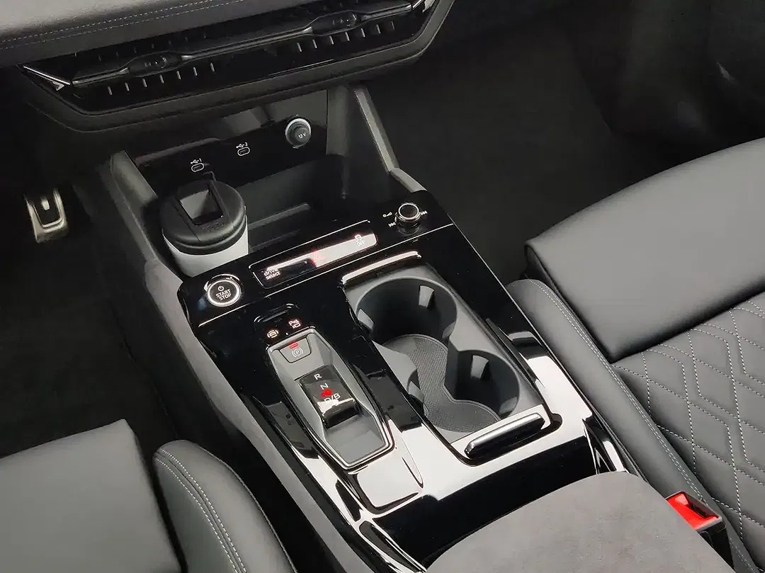 Audi Q6 e-tron - Thumbnail 6