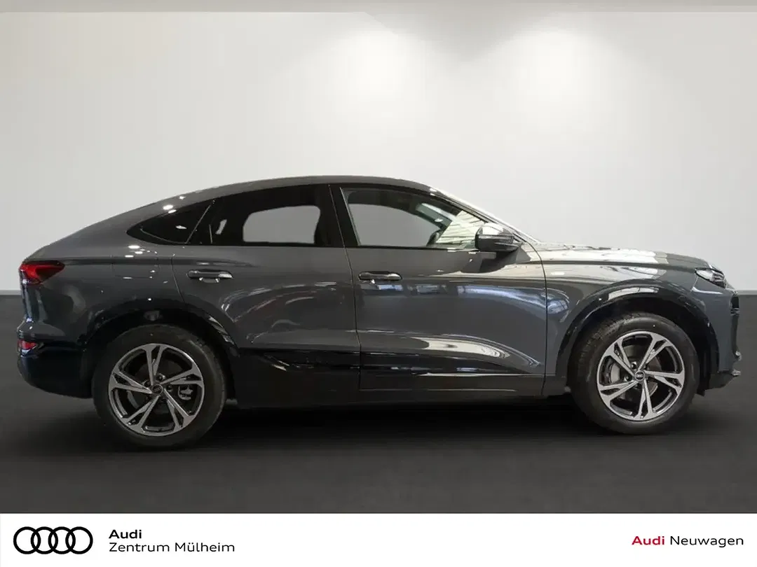 Audi Q6 e-tron - Thumbnail 2