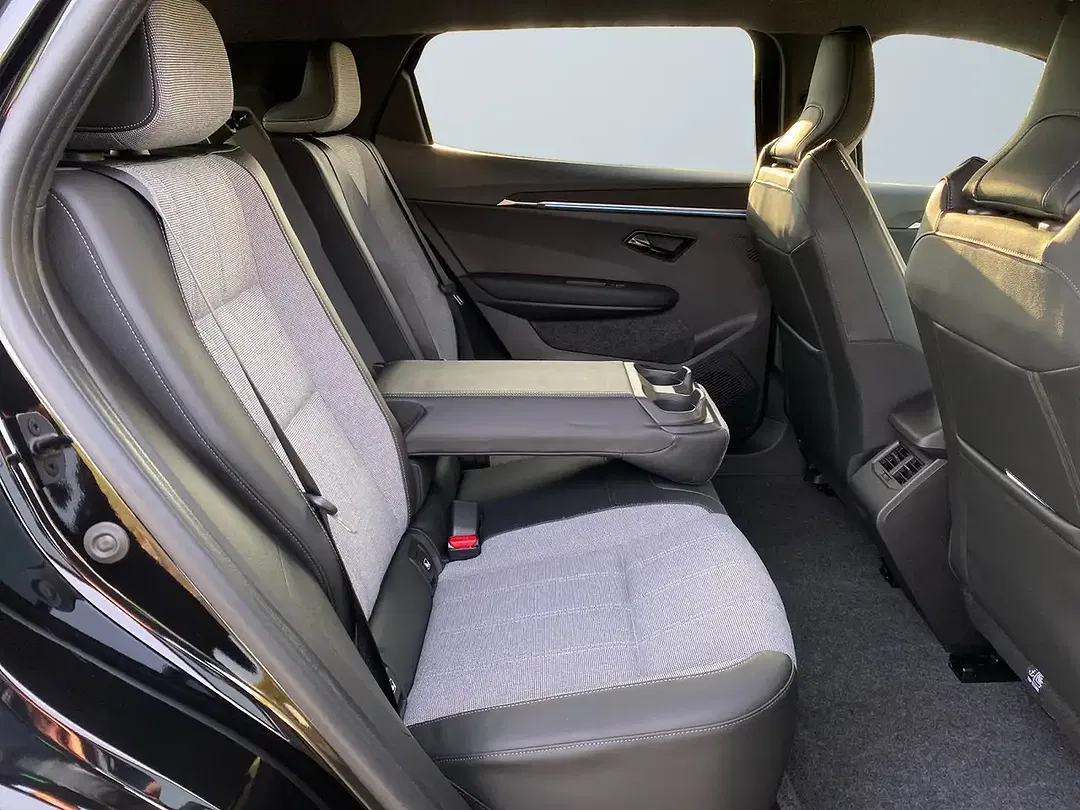 Mitsubishi Eclipse Cross - Thumbnail 11