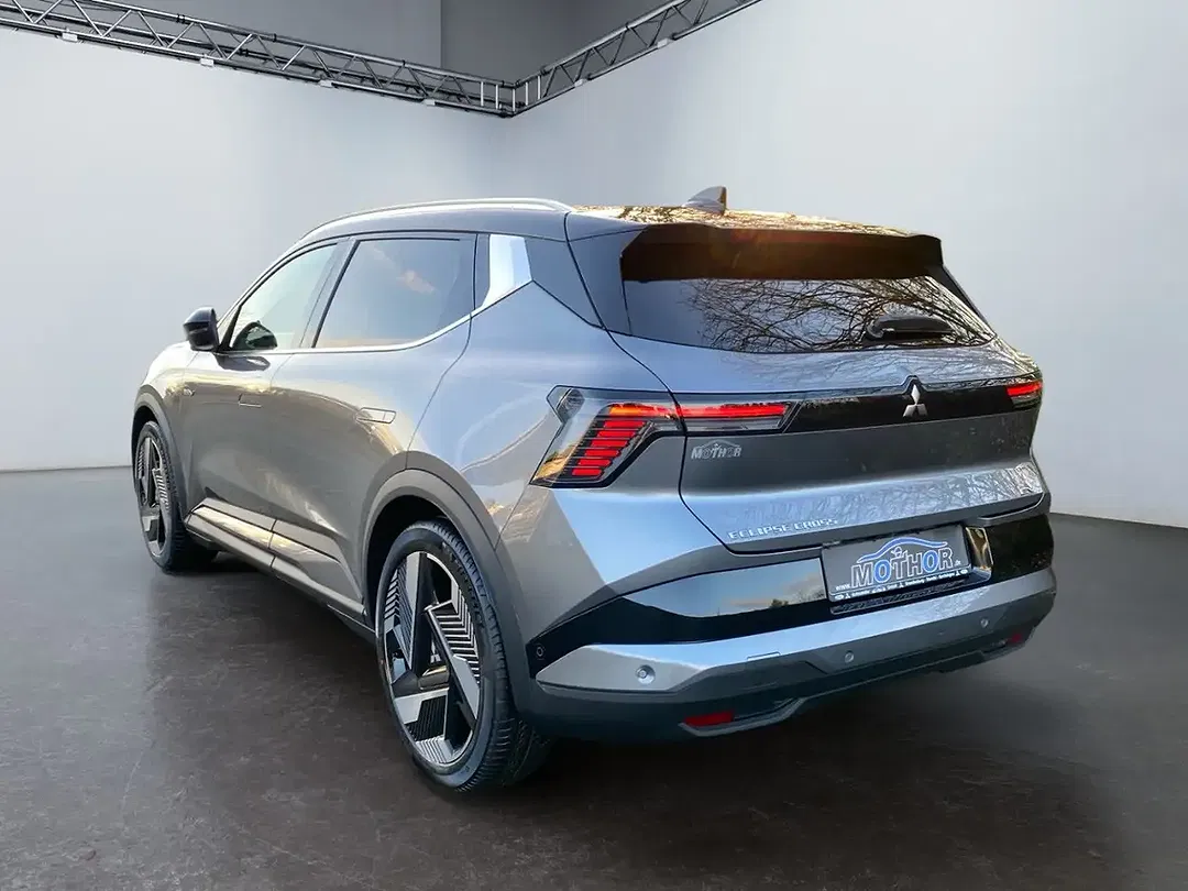 Mitsubishi Eclipse Cross - Thumbnail 4