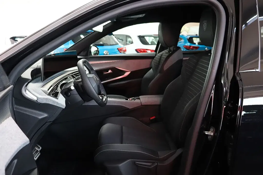 Peugeot 5008 - Thumbnail 13