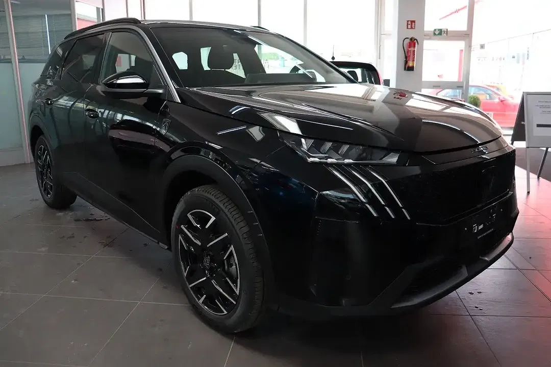 Peugeot 5008 - Thumbnail 3