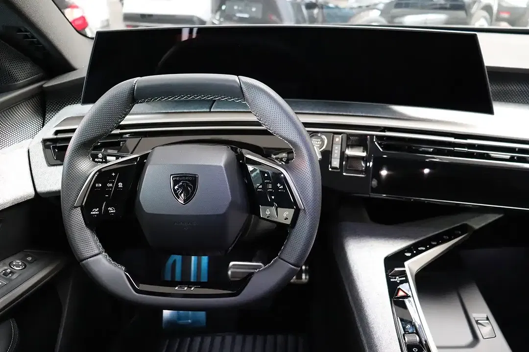 Peugeot 5008 - Thumbnail 8