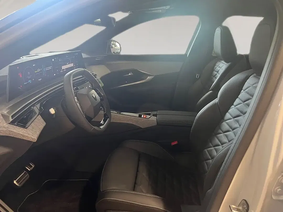 Peugeot 3008 - Thumbnail 7