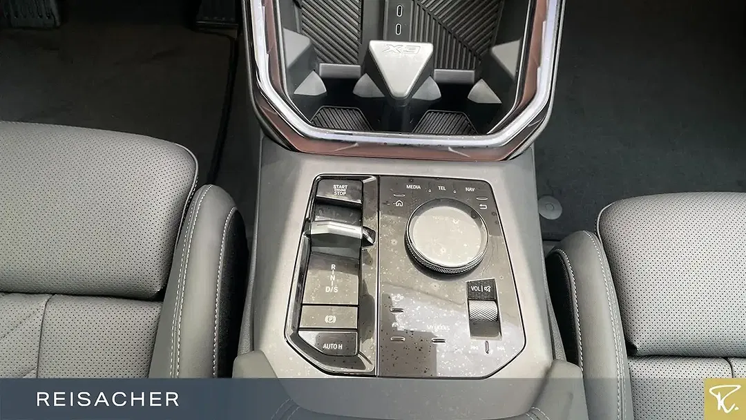 BMW X3 - Thumbnail 10