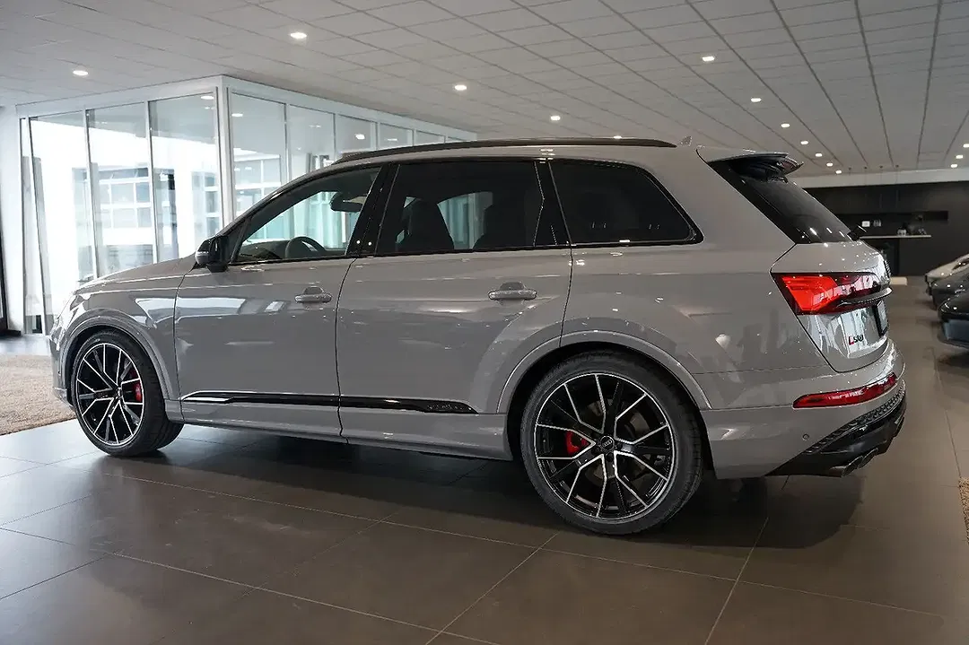Audi SQ7 - Thumbnail 2