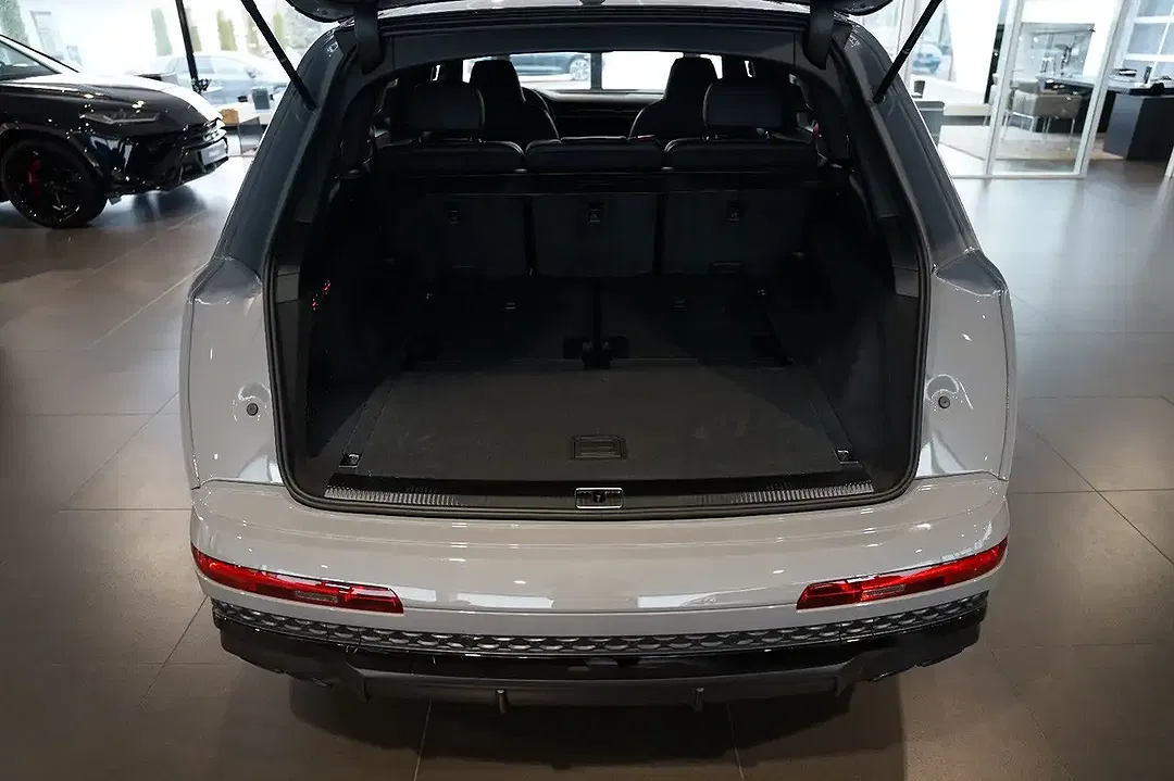 Audi SQ7 - Thumbnail 5
