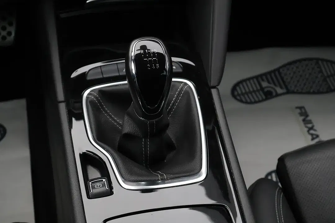 Opel Insignia - Thumbnail 11