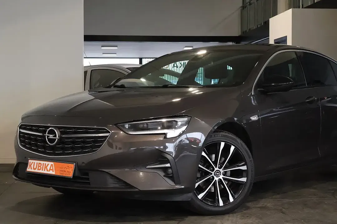 Opel Insignia - Thumbnail 2