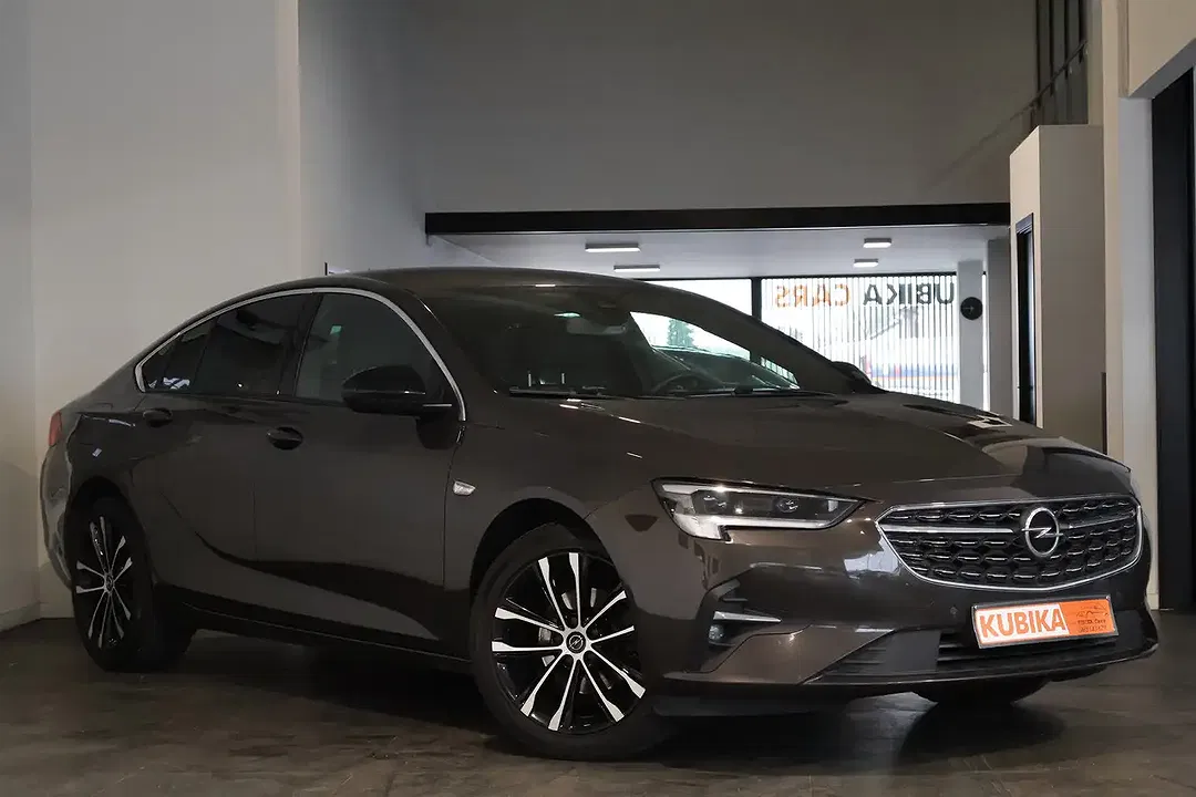Opel Insignia - Thumbnail 3