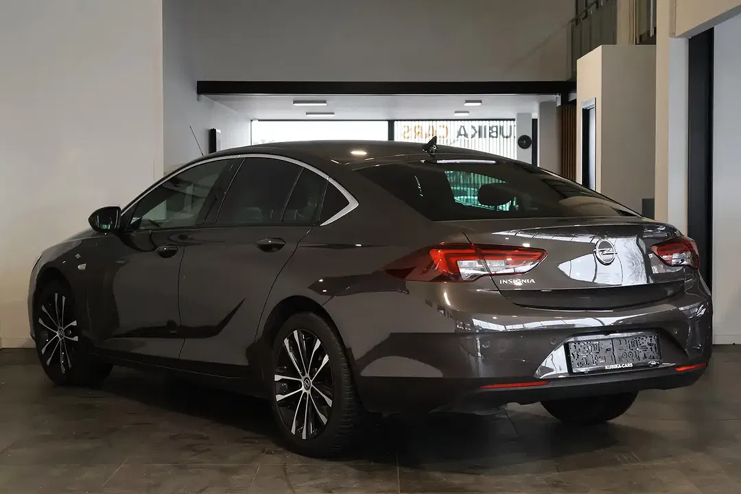 Opel Insignia - Thumbnail 4
